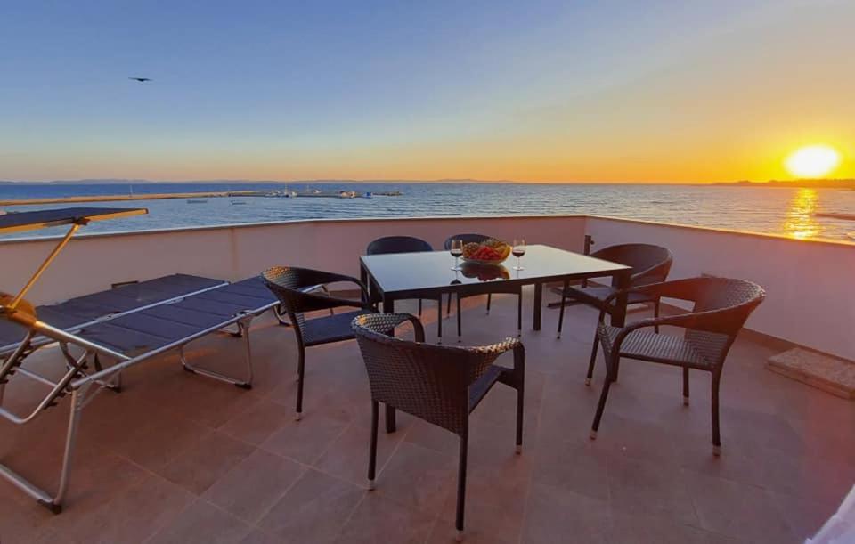 Apartments Hrestak Привлака Екстериор снимка
